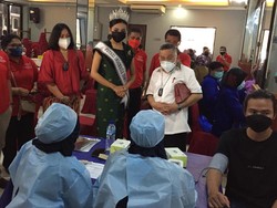 Legislator PDIP Inisiasi Vaksinasi Booster bagi Jemaat Gereja di DKI