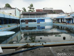 Snapshot: Kolam Renang Yulis yang Legendaris Kini Miris
