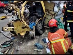 Penumpang Rebut Kemudi Bus Picu Kecelakaan Maut di Tol Dupak Turut Tewas