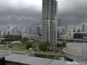 BMKG: Waspada Hujan Lebat-Angin Kencang di Jabodetabek! BMKG: Waspada Hujan Lebat-Angin Kencang di Jabodetabek!