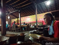 Gurih Tiwul Mbok Sembleng Wonogiri Bikin Nostalgia Masakan Simbah