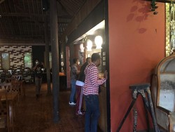 Polisi Amankan 1.023 Botol Miras di Sekitar Mandalika Jelang MotoGP 2022