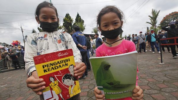 Upaya Meningkatkan Literasi Baca Masyarakat