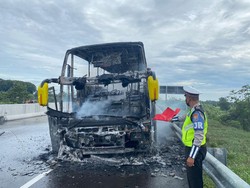 Cerita Bus Rombongan Wisata dari Yogya Terbakar di Tol-48 Penumpang Selamat