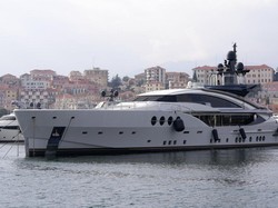 Crazy Rich Rusia Ketakutan, Jual Aset Sampai Kabur ke Luar Negeri