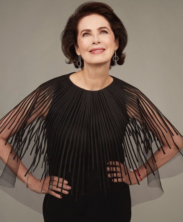 Jadi brand ambassador L'Oréal