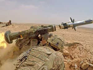 Seluk Beluk Rudal Penghancur Tank Rusia yang Diandalkan Ukraina Seluk Beluk Rudal Penghancur Tank Rusia yang Diandalkan Ukraina