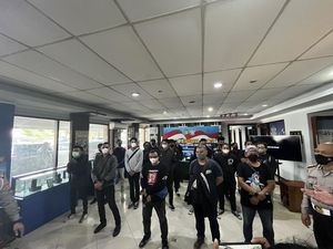 Dalih Supermoto Terobos Tol: Tak Tahu Jalan dan Tak Baca Pelang Dalih Supermoto Terobos Tol: Tak Tahu Jalan dan Tak Baca Pelang