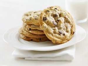 Meski Sudah Kedaluwarsa, 6 Makanan Ini Masih Aman Dikonsumsi Meski Sudah Kedaluwarsa, 6 Makanan Ini Masih Aman Dikonsumsi