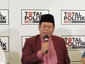 KH Marsudi Syuhud Bantah Titip 24 Mahasiswa untuk Masuk 6 Kampus KH Marsudi Syuhud Bantah Titip 24 Mahasiswa untuk Masuk 6 Kampus