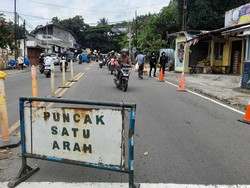 One Way Arah Jakarta Diberlakukan, Lalin Menuju Puncak Ditutup!