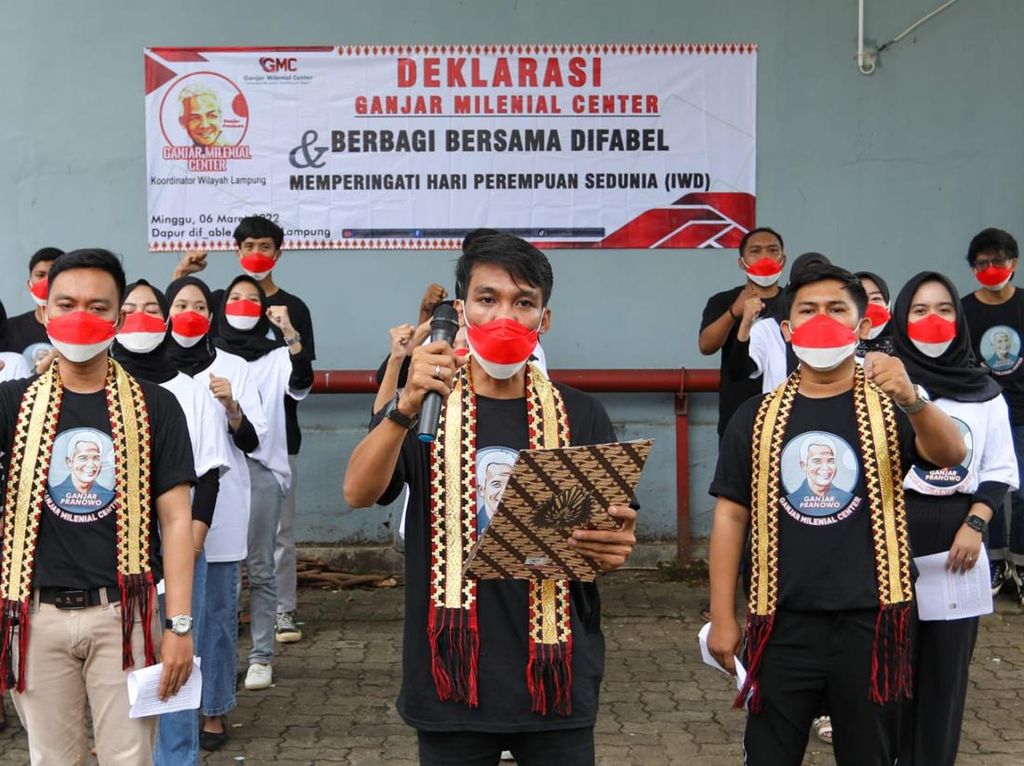 Rangkul Disabilitas, Relawan di Lampung Dukung Ganjar Nyapres di 2024