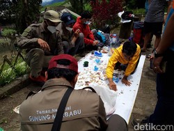 Sampah Pendaki Merbabu Diperiksa, Kini Puntung Rokok pun Dihitung