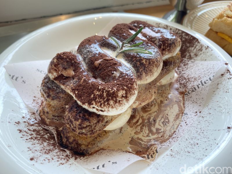 Scaarlett's Cafe; Kafe Aesthetic di PIK