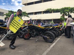Polisi Tilang 21 Anggota Supermoto Viral yang Terobos Tol Kelapa Gading
