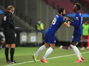 Chelsea Nyesal Gak Lepas Tammy Abraham dan Olivier Giroud?