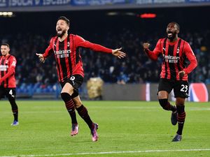 Napoli Vs Milan: Rossoneri Menang, Kembali Jadi Capolista