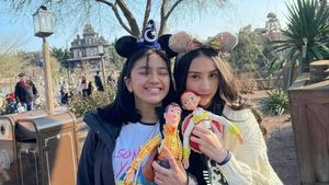 8 Foto Alleia, Anak Ariel Jarang Tersorot, Kini Eksis Bareng Seleb di Paris