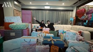 10 Foto Atta - Aurel Pamer Kado untuk Baby Ameena, Selimut Hermes Hingga Emas