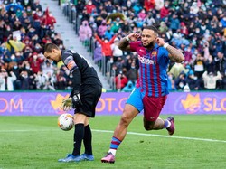 Elche Vs Barcelona: El Barca Comeback, Menang 2-1