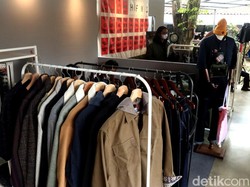 Melihat Pameran Produk Lokal Denim di Wall of Fades 2022 Bandung