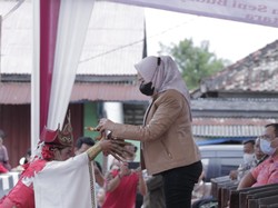 Bupati Tulang Bawang Buka Festival Megou Pak & Seni Budaya 2022