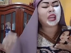 Viral Selebtok Tante Lala Beli Mobil Cash Setelah Banjir Endorse