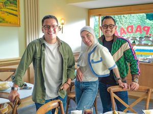 Ini 5 Fakta Heboh Makan Nasi Padang Pakai Tangan ala Arief Muhammad