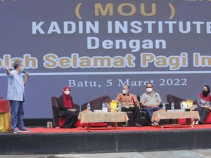 Kadin Jatim MoU dengan SPI Hadirkan Pendidikan Entrepreneurship Berkualitas Kadin Jatim MoU dengan SPI Hadirkan Pendidikan Entrepreneurship Berkualitas