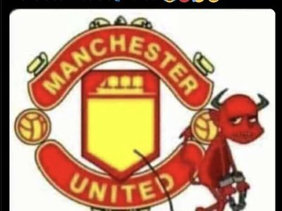 Meme Ikut Menggempur Usai MU Dibikin Man City Babak Belur