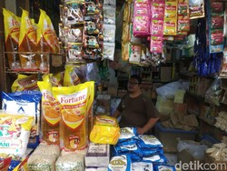 Sederet Biang Kerok Minyak Goreng Langka, Pedagang Terpaksa Nombok