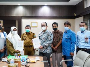 Pemkab Garut Uji Coba Aspal Plastik untuk 23 Km Ruas Jalan di 2022