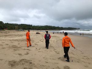 Tim SAR Tutup Operasi Pencarian Wisatawan Terseret Ombak di Ciantri Lebak