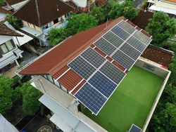 Gubernur Bali Janji Beri Penghargaan Bagi Warga yang Pasang Panel Surya