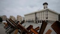 Potret Kota Kyiv Berhias Barikade Anti-tank