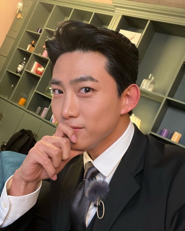 Potret Ok Taec Yeon (2PM)/ Foto: instagram.com/taecyeonokay Potret Ok Taec Yeon (2PM)