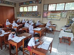 3 Pekan Belajar Online, Siswa di Cimahi Kembali ke Sekolah