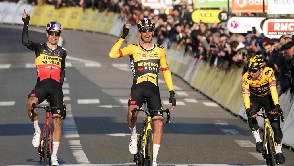 Trio Jumbo Visma Sabet Podium Paris-Nice Etape 1 Trio Jumbo Visma Sabet Podium Paris-Nice Etape 1