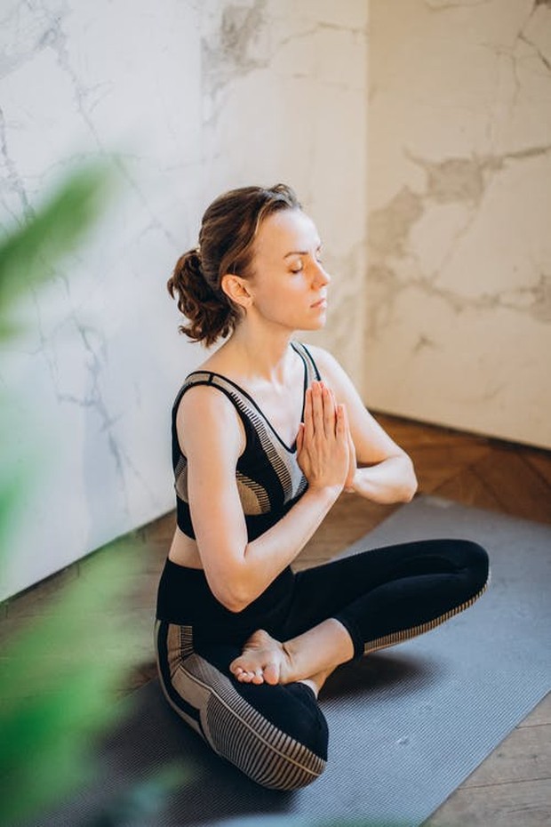 Wajar Jika Pertama Kali Meditasi Banyak Hal yang Lewat Dipikiran / foto : pexels.com/ElinaFairytale