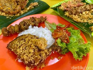 Ngeunah Pisan! Kulineran di Warung Sunda Pakai Lalapan hingga Sayur Asem