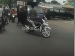 Viral Aksi Bang Jago di Bekasi Tendang Kepala Sopir Pikap di Jalanan