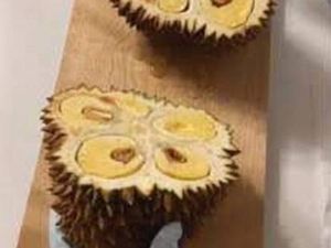 10 Cara Iris Makanan yang Nyeleneh Ini Pancing Emosi Netizen