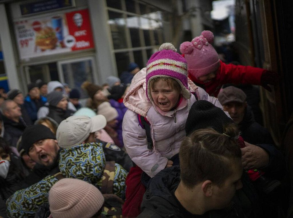 Terus Bertambah, PBB Laporkan 2 Juta Orang Mengungsi dari Ukraina
