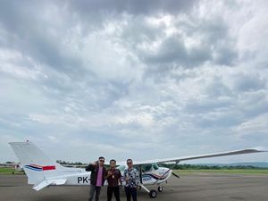 Ingin Terbang Keliling Cirebon dengan Fun Flight? Ini Cara dan Syaratnya Ingin Terbang Keliling Cirebon dengan Fun Flight? Ini Cara dan Syaratnya