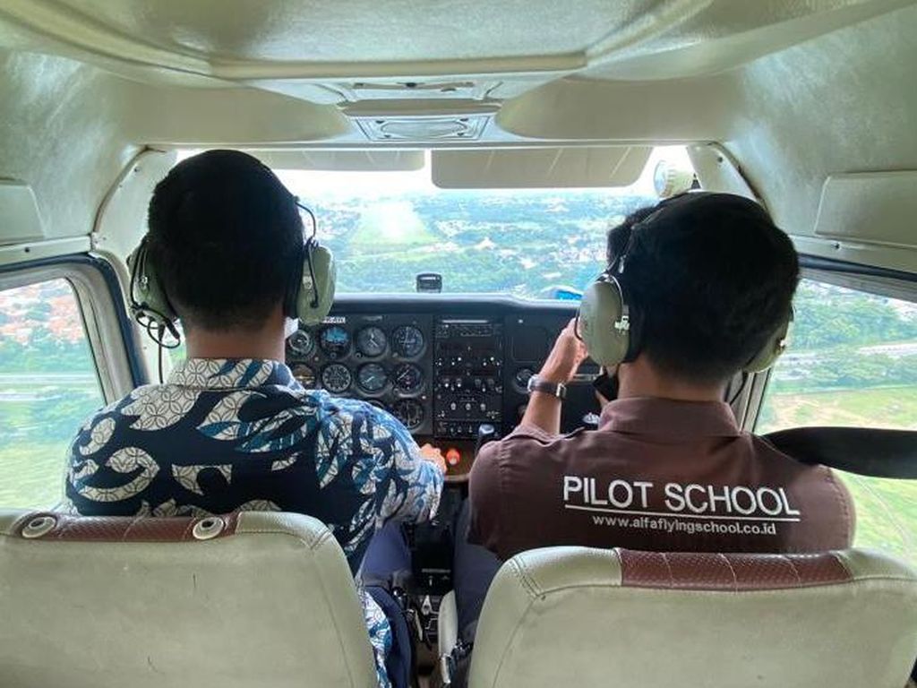 Fun Flight, Cara Baru Nikmati Pemandangan Kota Cirebon dari Ketinggian