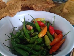 Harga Cabai di Pasar Caruban Madiun Merangkak Naik