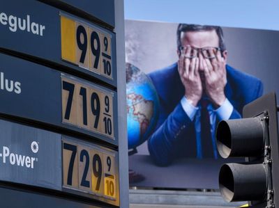 Imbas Sanksi Rusia, Harga Bensin di AS Naik Gila-gilaan