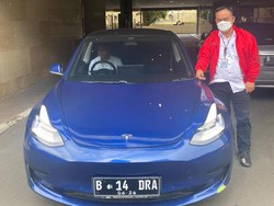 Ini Mobil Tesla Milik Indra Kenz yang Bakal Disita Bareskrim