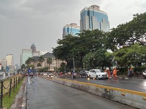 Massa Demo Buruh Bubar, Jalan Medan Merdeka Barat Jakpus Kembali Dibuka