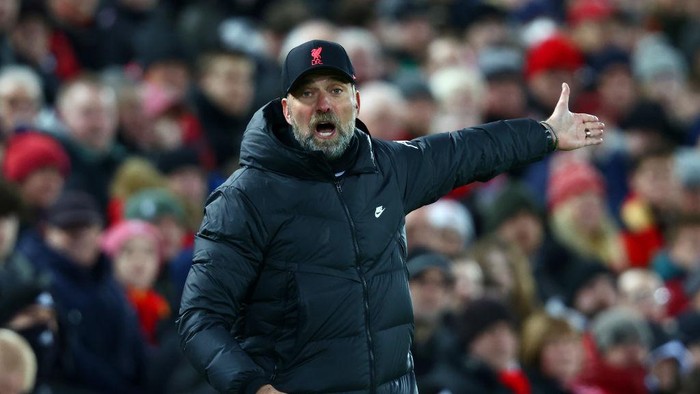 LIVERPOOL, ENGLAND - FEBRUARY 10: Juergen Klopp, Manager of Liverpool gestures during the Premier League match between Liverpool and Leicester City at Anfield on February 10, 2022 in Liverpool, England. (Photo by Clive Brunskill/Getty Images)